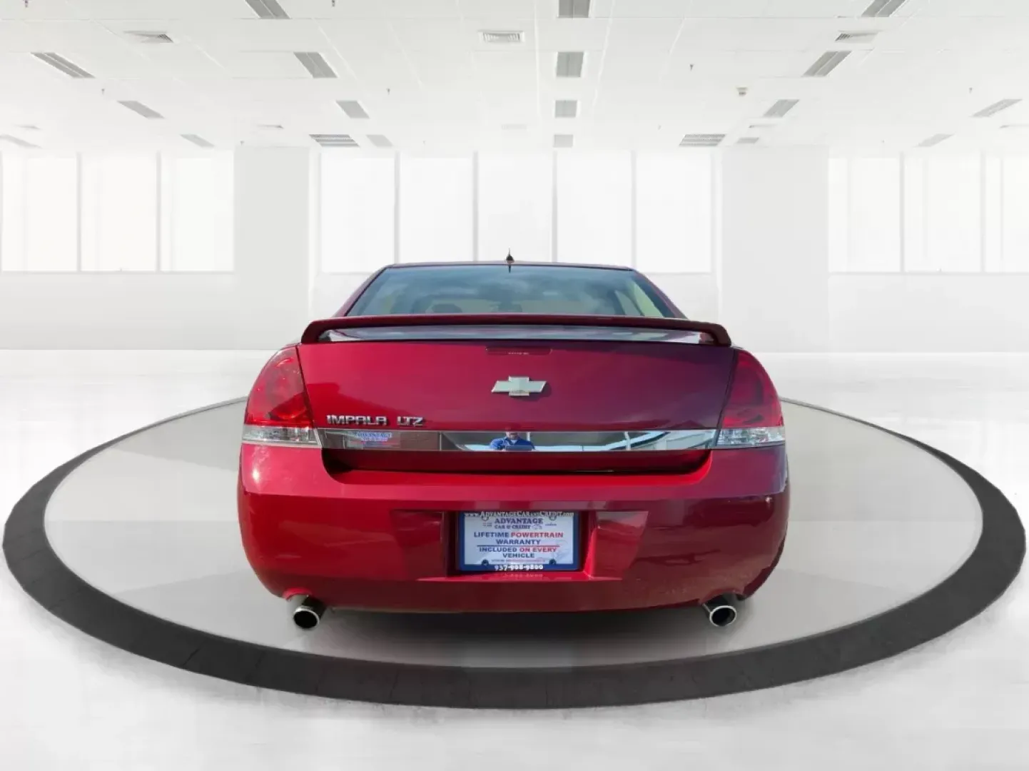2007 Chevrolet Impala LTZ (2G1WU58R179) with an 3.9L V-6 variable valve control engine, located at 4508 South Dixie Dr, Moraine, OH, 45439, (937) 908-9800, 39.689976, -84.218452 - 2007 Chevrolet Impala LTZ - Photo#3