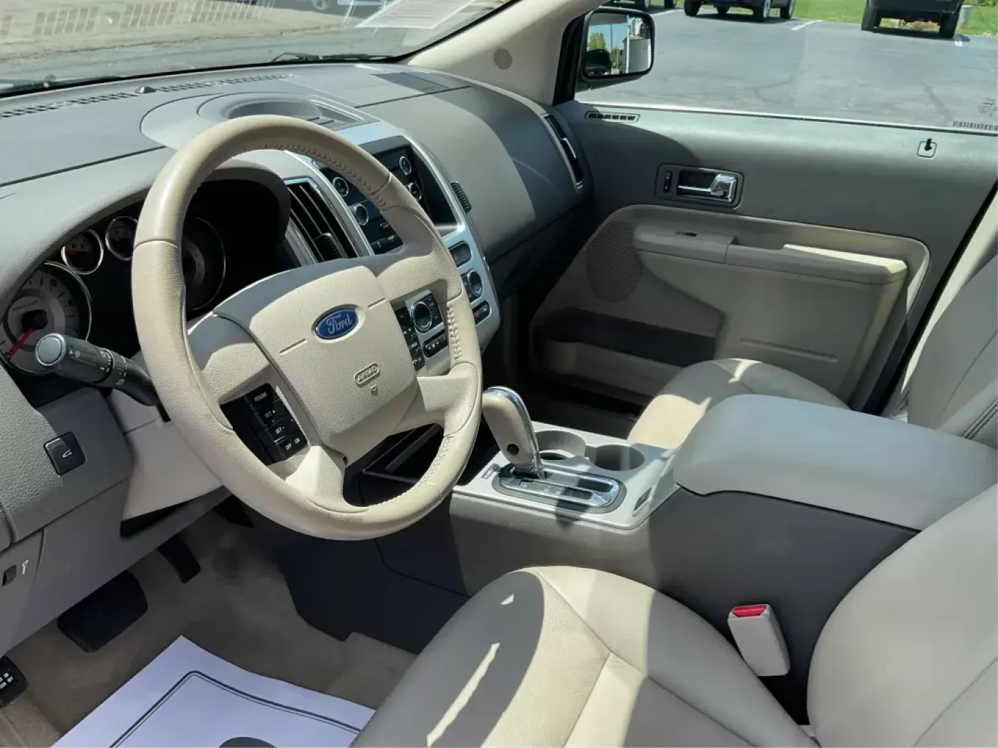 2010 Ford Edge Limited (2FMDK3KC4AB) with an Duratec 3.5L V-6 DOHC engine, located at 1951 S Dayton Lakeview Rd., New Carlisle, OH, 45344, (937) 908-9800, 39.890999, -84.050255 - **Discover Your Next Adventure with the 2010 Ford Edge Limited Perfect for Family Road Trips!**<br /> <br /> Are you ready to elevate your family road trips or daily commutes? The 2010 Ford Edge Limited is here to take your driving experience to the next level! With its spacious interior, advanced - Photo#8