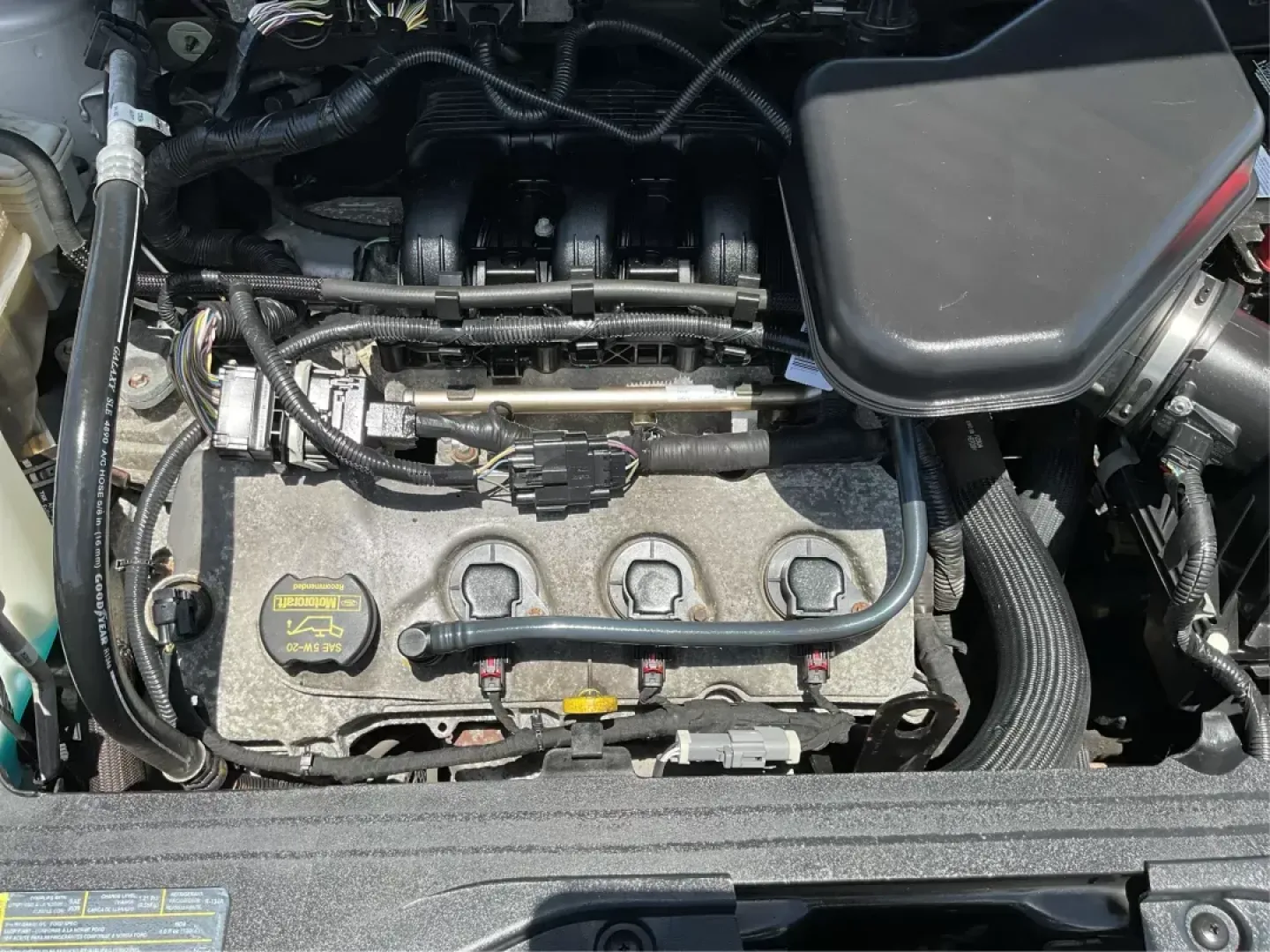2010 Ford Edge Limited (2FMDK3KC4AB) with an Duratec 3.5L V-6 DOHC engine, located at 1951 S Dayton Lakeview Rd., New Carlisle, OH, 45344, (937) 908-9800, 39.890999, -84.050255 - **Discover Your Next Adventure with the 2010 Ford Edge Limited Perfect for Family Road Trips!**<br /> <br /> Are you ready to elevate your family road trips or daily commutes? The 2010 Ford Edge Limited is here to take your driving experience to the next level! With its spacious interior, advanced - Photo#10