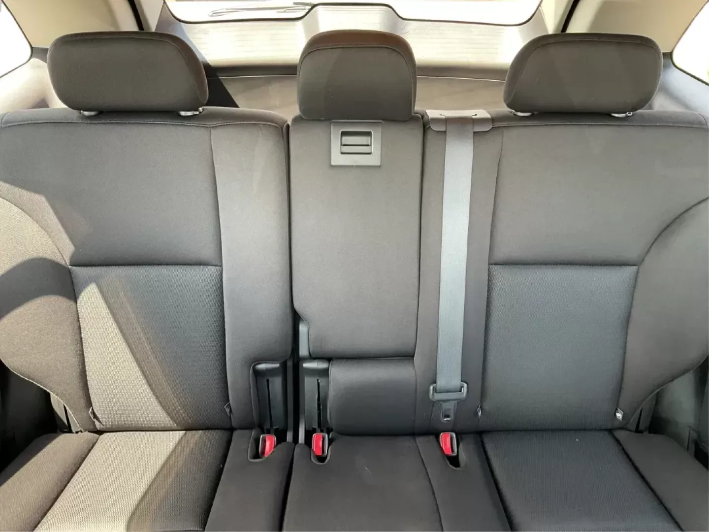 2010 Ford Edge SEL (2FMDK3JC3AB) with an Duratec 3.5L V-6 DOHC engine, located at 1230 East Main St, Xenia, OH, 45385, (937) 908-9800, 39.688026, -83.910172 - Experience the freedom of the open road with the 2010 Ford Edge SEL, a perfect companion for growing families, weekend adventurers, or anyone looking to elevate their daily commute. With its spacious interior and robust performance, this SUV is designed to meet all your needs, whether you're navigat - Photo#13