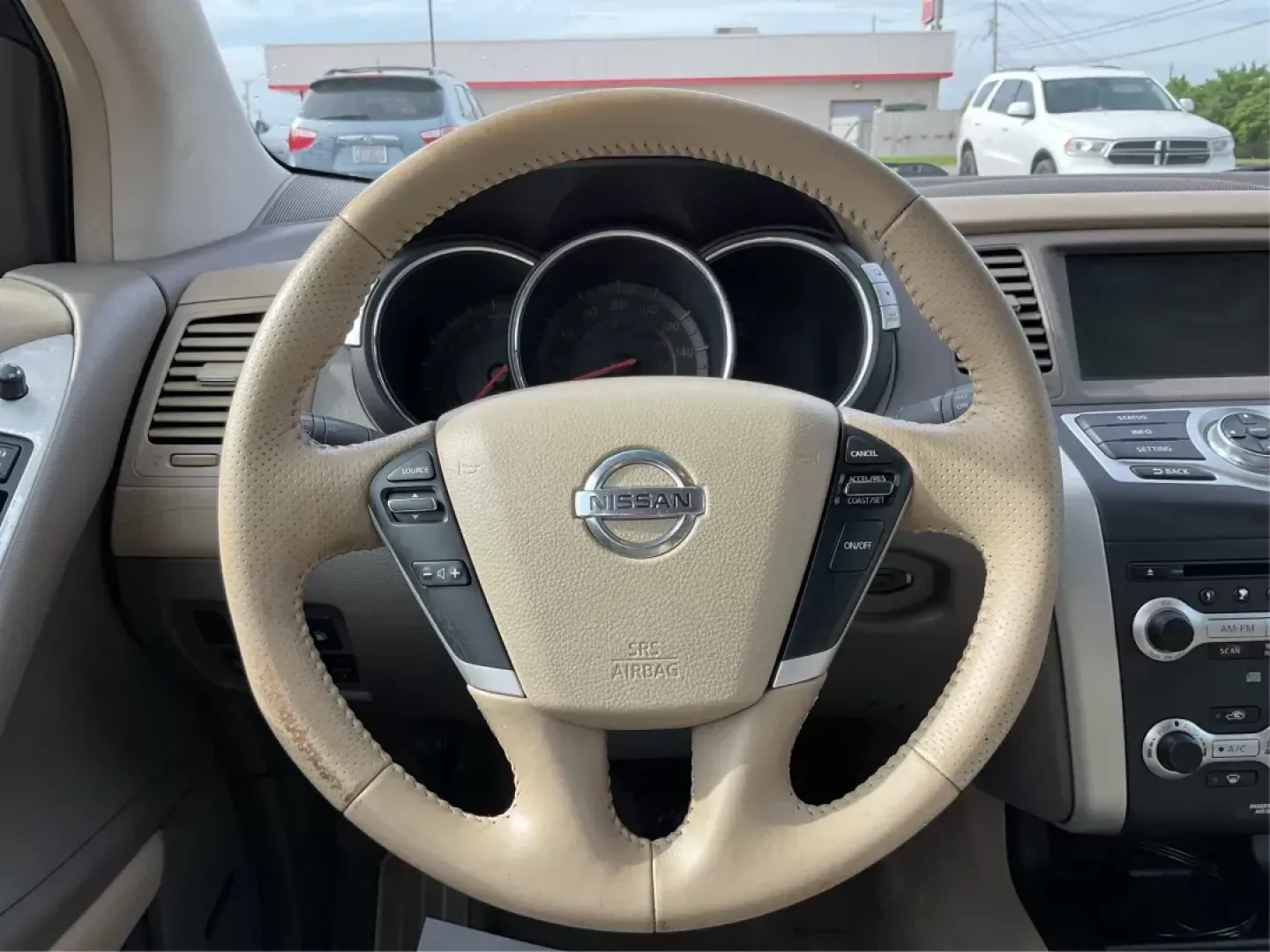 2010 Nissan Murano SL (JN8AZ1MW4AW) with an 3.5L V-6 DOHC engine, located at 1099 N County Rd 25A , Troy, OH, 45373, (937) 908-9800, 40.057079, -84.212883 - One Owner - Photo#14