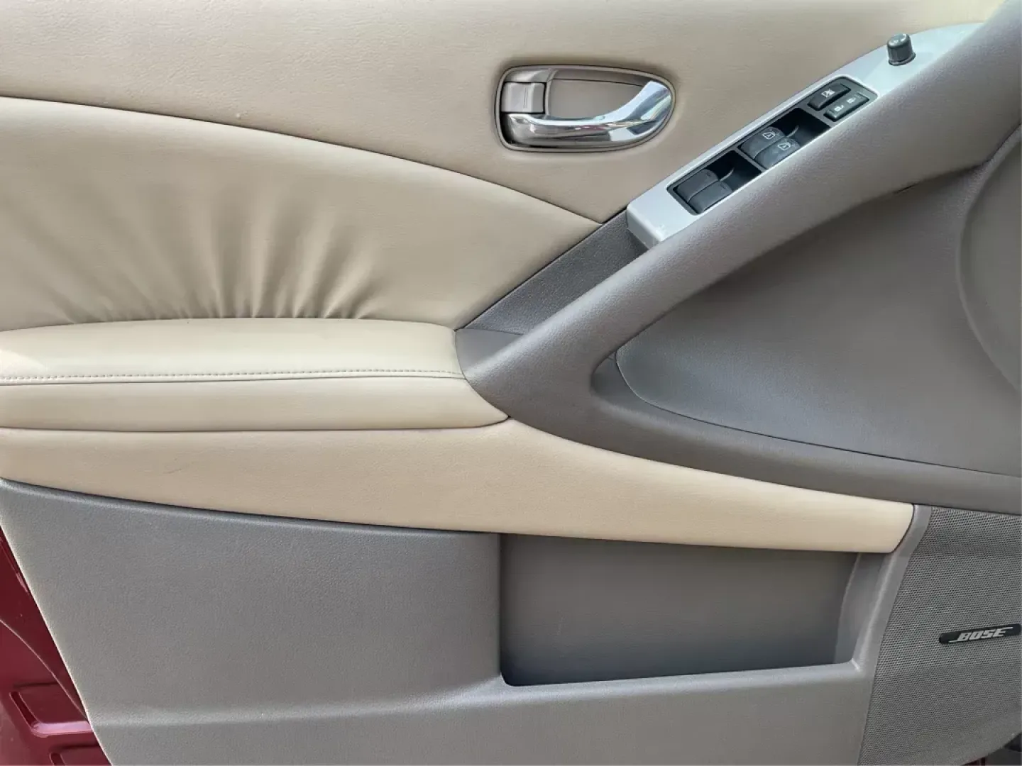 2010 Nissan Murano SL (JN8AZ1MW4AW) with an 3.5L V-6 DOHC engine, located at 1099 N County Rd 25A , Troy, OH, 45373, (937) 908-9800, 40.057079, -84.212883 - One Owner - Photo#16
