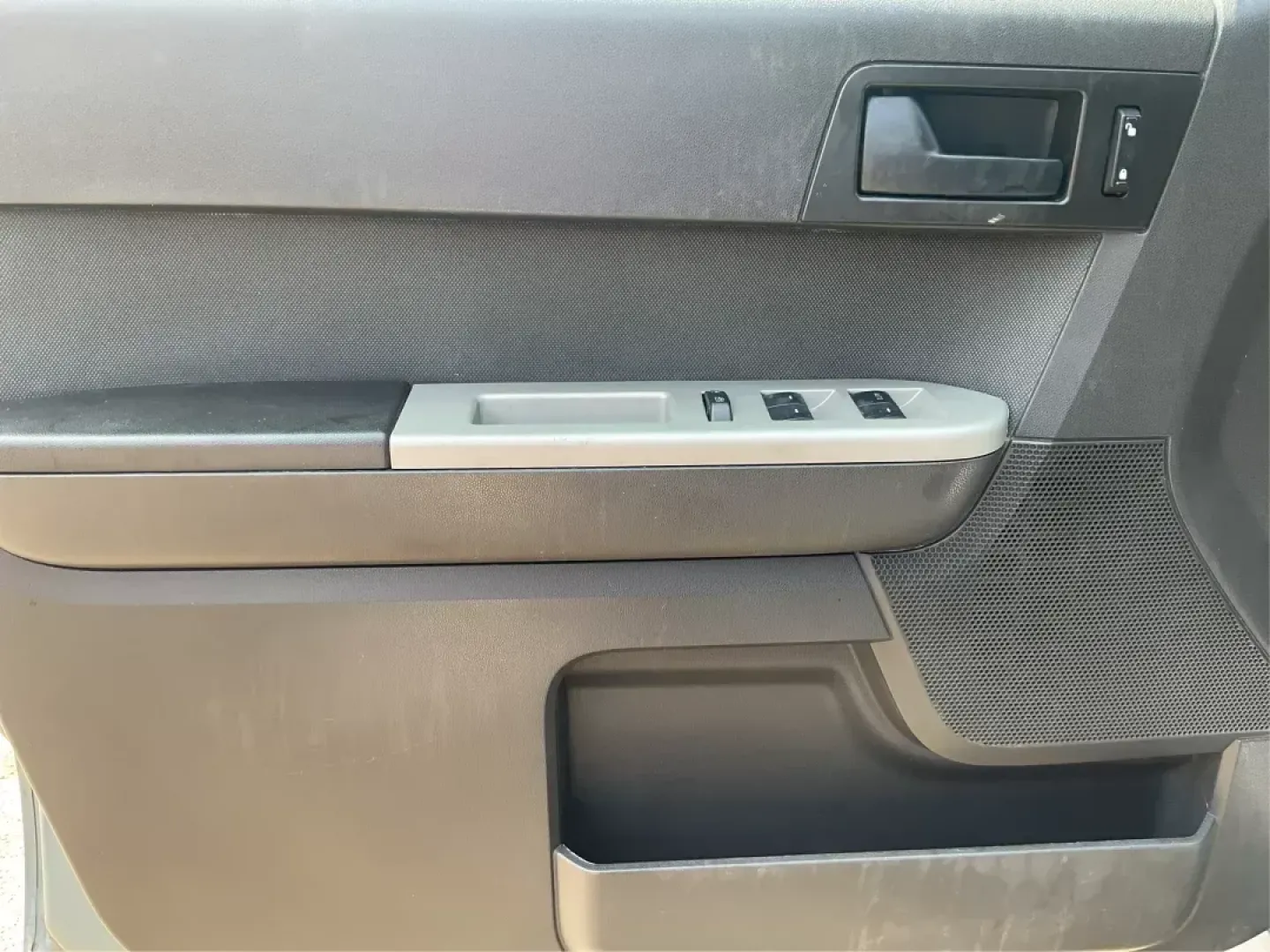 2011 Ford Escape XLT (1FMCU9DG6BK) with an Other engine, located at 401 Woodman Dr, Riverside, OH, 45431, (937) 908-9800, 39.760899, -84.123421 - **Discover Your Next Adventure with the 2011 Ford Escape XLT in Fairborn, OH!**<br /> <br /> Are you ready to elevate your lifestyle? Whether you're a growing family searching for reliable transportation, a weekend warrior looking for adventure, or a commuter seeking comfort and efficiency, the 2011 - Photo#17