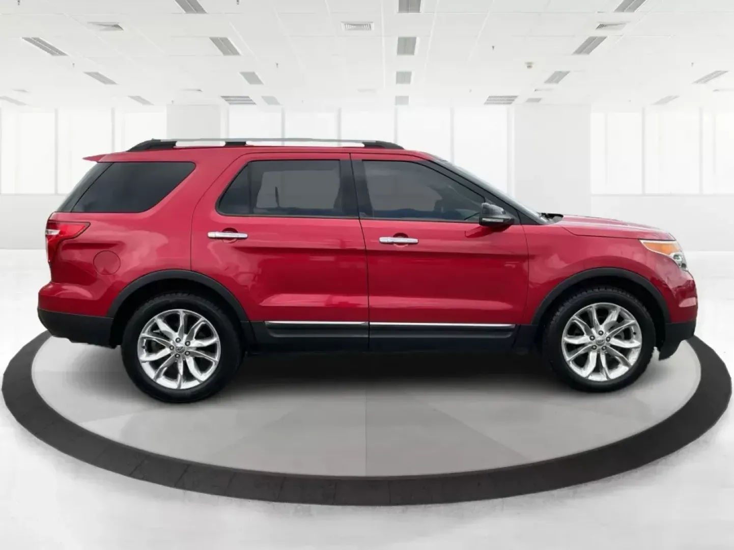 2011 Ford Explorer XLT (1FMHK7D8XBG) with an Other engine, located at 8750 N County Rd 25A, Piqua, OH, 45356, (937) 908-9800, 40.164391, -84.232513 - Third Row - Photo#1