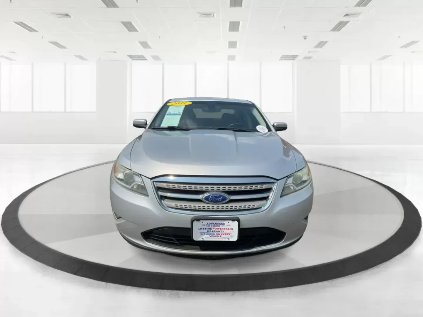 2011 Ford Taurus SEL (1FAHP2EW4BG) with an Duratec 3.5L V-6 DOHC engine, located at 401 Woodman Dr, Riverside, OH, 45431, (937) 908-9800, 39.760899, -84.123421 - 2011 Ford Taurus SEL - Photo#6