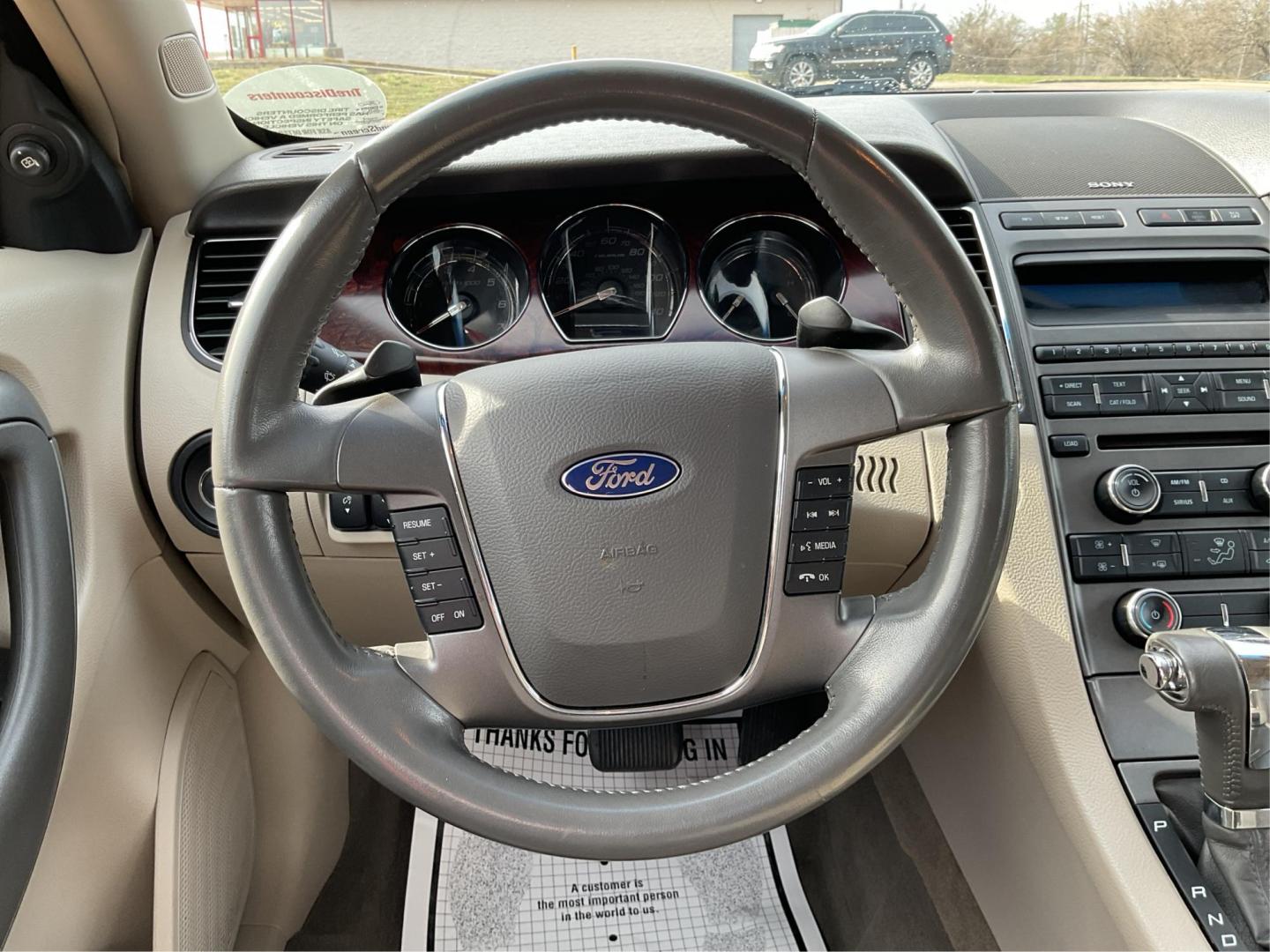 2011 Ford Taurus SEL (1FAHP2HW0BG) with an Duratec 3.5L V-6 DOHC engine, located at 1099 N County Rd 25A , Troy, OH, 45373, (937) 908-9800, 40.057079, -84.212883 - 2011 Ford Taurus SEL - Photo#15