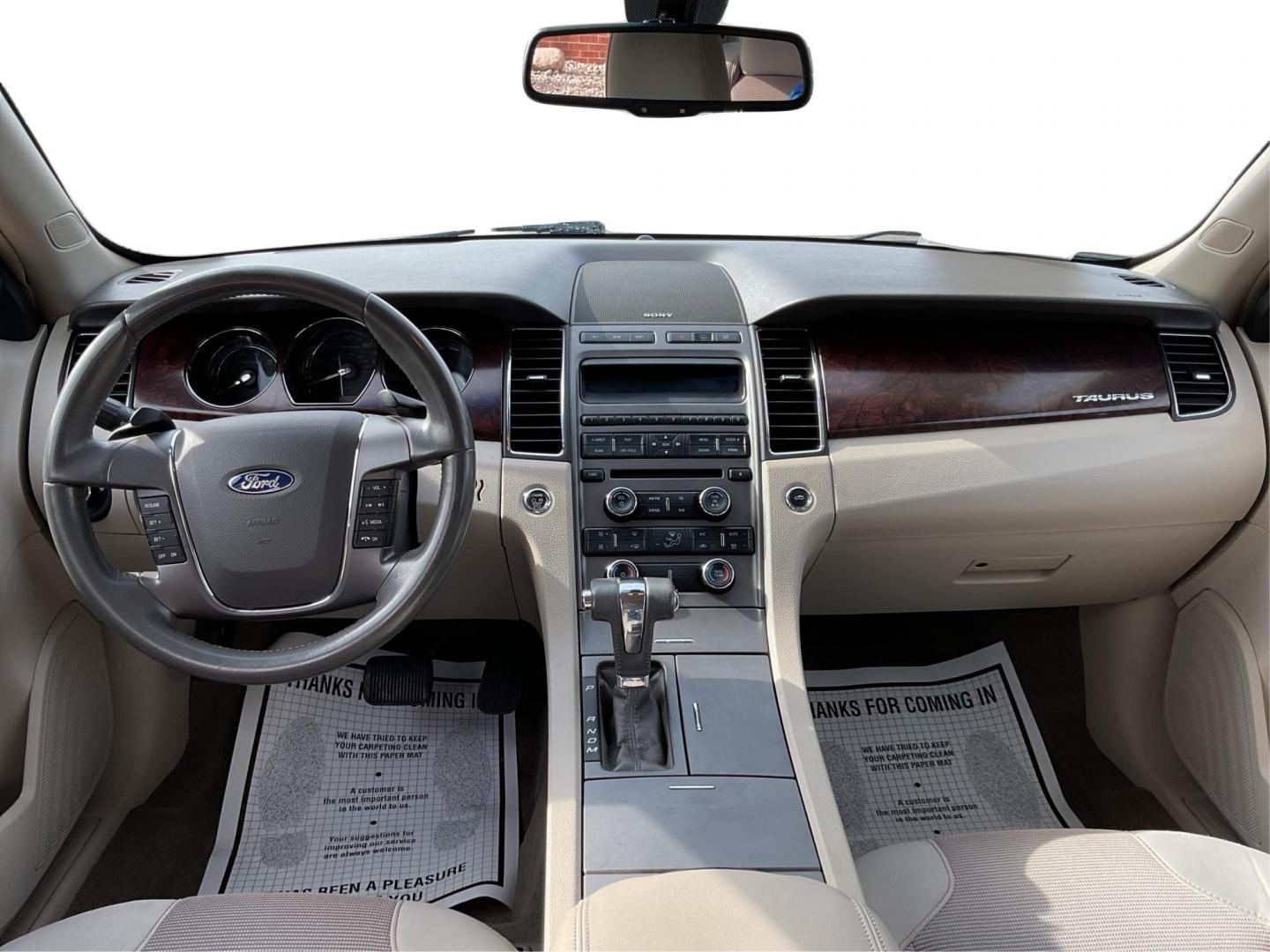 2011 Ford Taurus SEL (1FAHP2HW0BG) with an Duratec 3.5L V-6 DOHC engine, located at 1099 N County Rd 25A , Troy, OH, 45373, (937) 908-9800, 40.057079, -84.212883 - 2011 Ford Taurus SEL - Photo#19