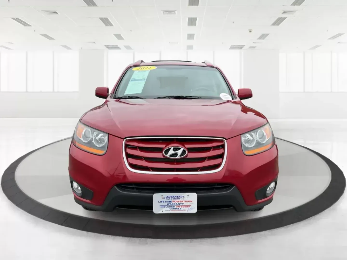 2011 Hyundai Santa Fe SE (5XYZHDAG5BG) with an 3.5L V-6 DOHC engine, located at 1184 Kauffman Ave, Fairborn, OH, 45324, (937) 908-9800, 39.807072, -84.030914 - **2011 Hyundai Santa Fe SE Your Next Adventure Awaits!** <br /> <br /> If you're in the market for a reliable SUV that seamlessly fits into your lifestyle, look no further than this stunning 2011 Hyundai Santa Fe SE, available for just $14,995 at Advantage Car and Credit in Fairborn, OH. Whether y - Photo#6