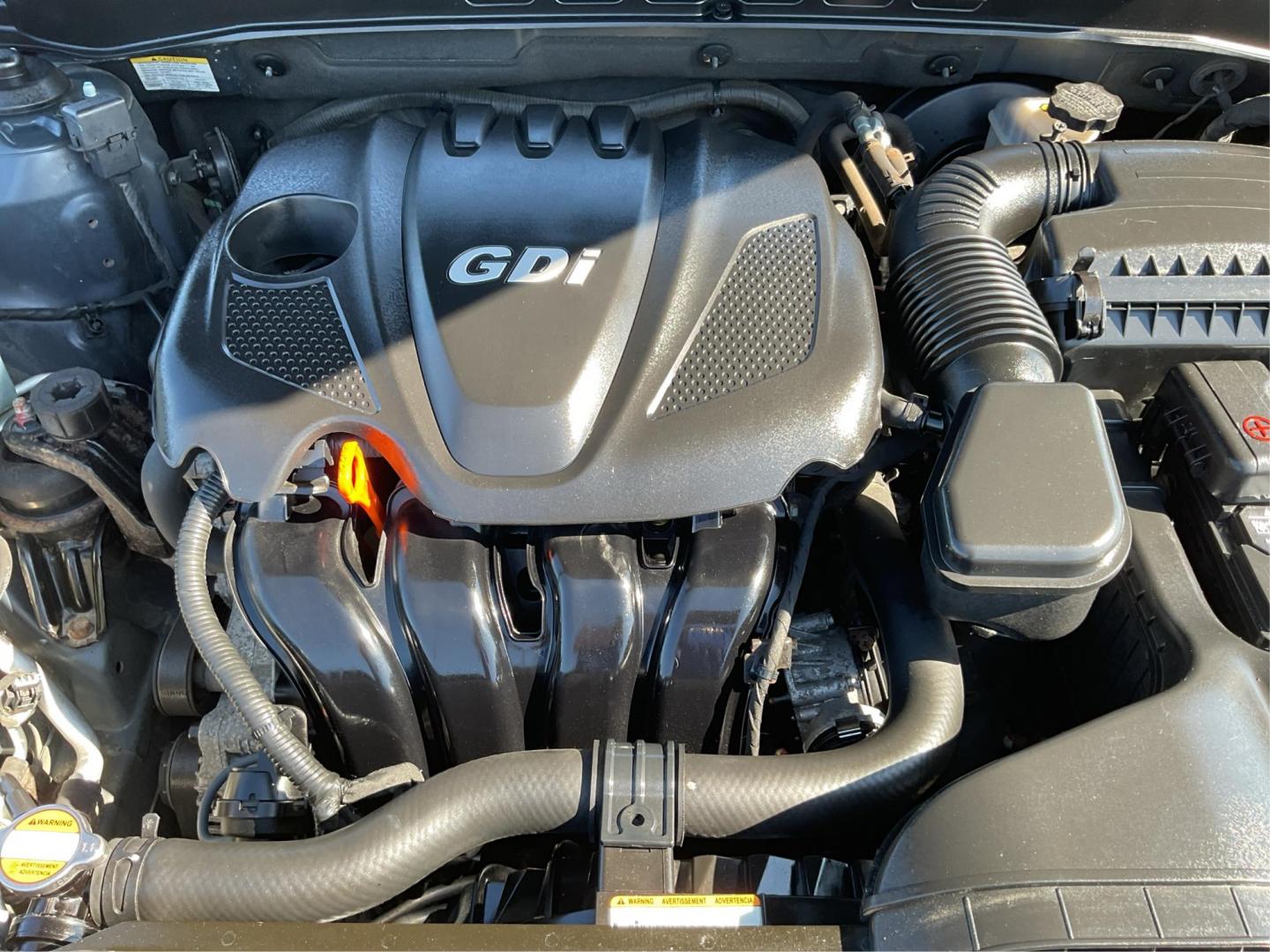 2011 Hyundai Sonata GLS (5NPEB4AC0BH) with an 2.4L I-4 gasoline direct injection engine, located at 8750 N County Rd 25A, Piqua, OH, 45356, (937) 908-9800, 40.164391, -84.232513 - 2011 Hyundai Sonata GLS - Photo#10