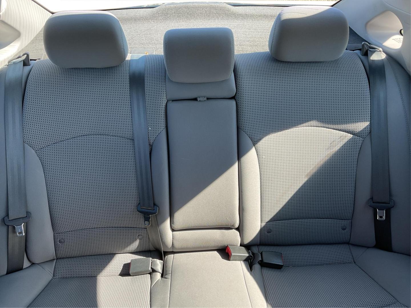 2011 Hyundai Sonata GLS (5NPEB4AC0BH) with an 2.4L I-4 gasoline direct injection engine, located at 8750 N County Rd 25A, Piqua, OH, 45356, (937) 908-9800, 40.164391, -84.232513 - 2011 Hyundai Sonata GLS - Photo#13