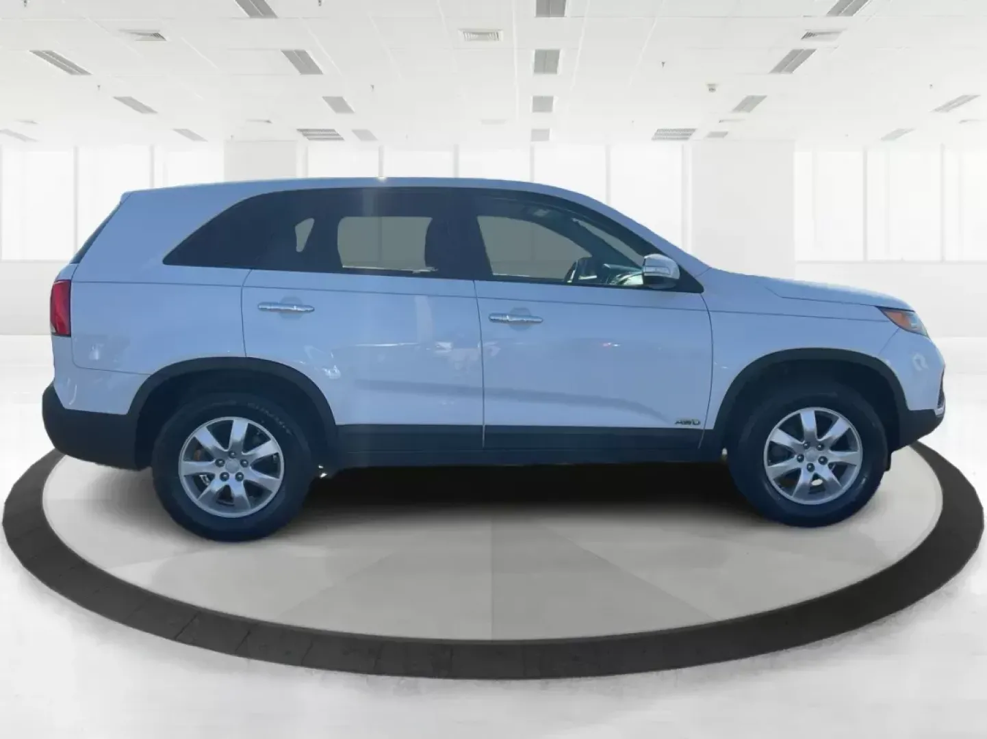 2011 Kia Sorento LX (5XYKTCA11BG) with an 2.4L I-4 DOHC engine, located at 8750 N County Rd 25A, Piqua, OH, 45356, (937) 908-9800, 40.164391, -84.232513 - 2011 Kia Sorento LX - Photo#0