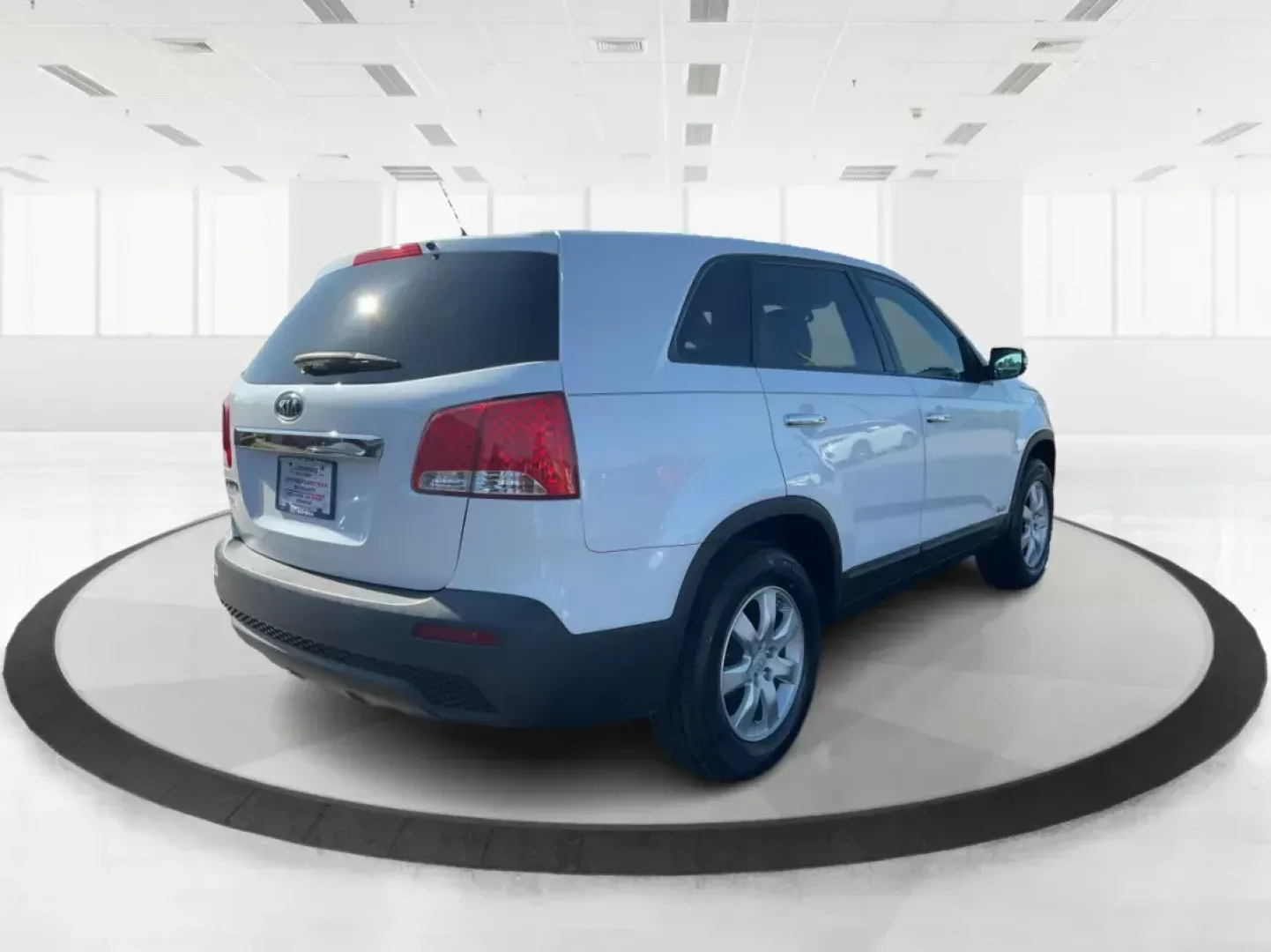 2011 Kia Sorento LX (5XYKTCA11BG) with an 2.4L I-4 DOHC engine, located at 8750 N County Rd 25A, Piqua, OH, 45356, (937) 908-9800, 40.164391, -84.232513 - 2011 Kia Sorento LX - Photo#1