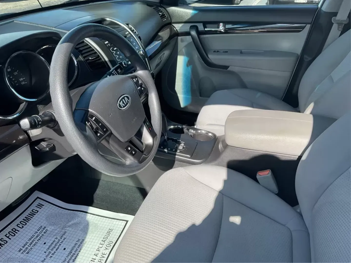 2011 Kia Sorento LX (5XYKTCA11BG) with an 2.4L I-4 DOHC engine, located at 8750 N County Rd 25A, Piqua, OH, 45356, (937) 908-9800, 40.164391, -84.232513 - 2011 Kia Sorento LX - Photo#8