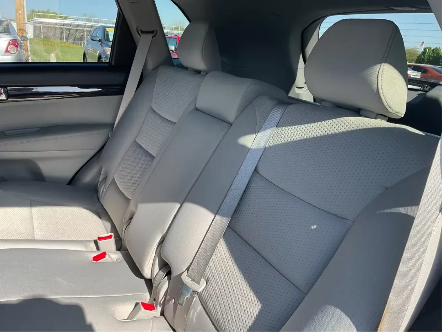 2011 Kia Sorento LX (5XYKTCA11BG) with an 2.4L I-4 DOHC engine, located at 8750 N County Rd 25A, Piqua, OH, 45356, (937) 908-9800, 40.164391, -84.232513 - 2011 Kia Sorento LX - Photo#9