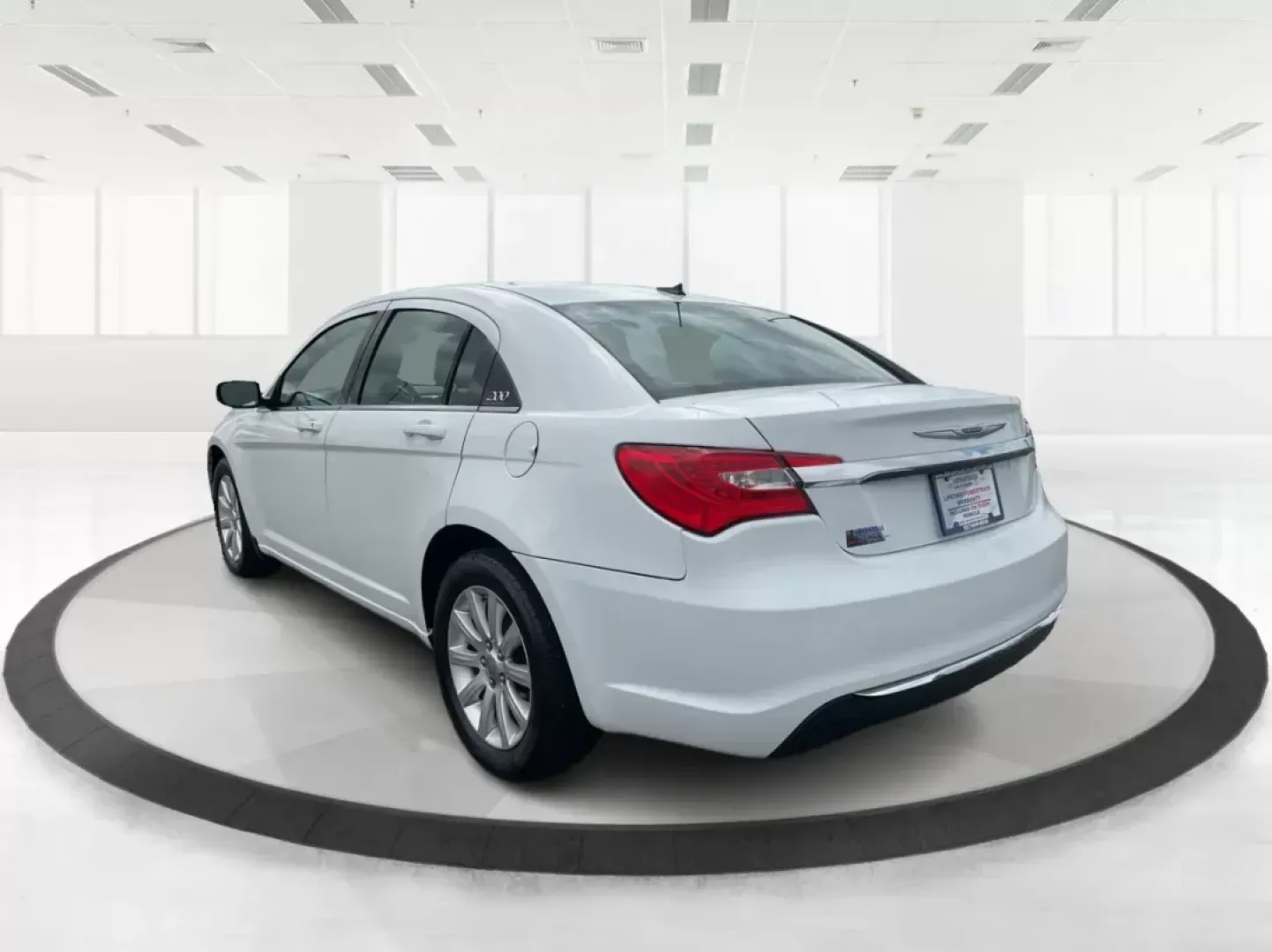 2012 Chrysler 200 Touring (1C3CCBBB3CN) with an Other engine, located at 401 Woodman Dr, Riverside, OH, 45431, (937) 908-9800, 39.760899, -84.123421 - 2012 Chrysler 200 Touring - Photo#5