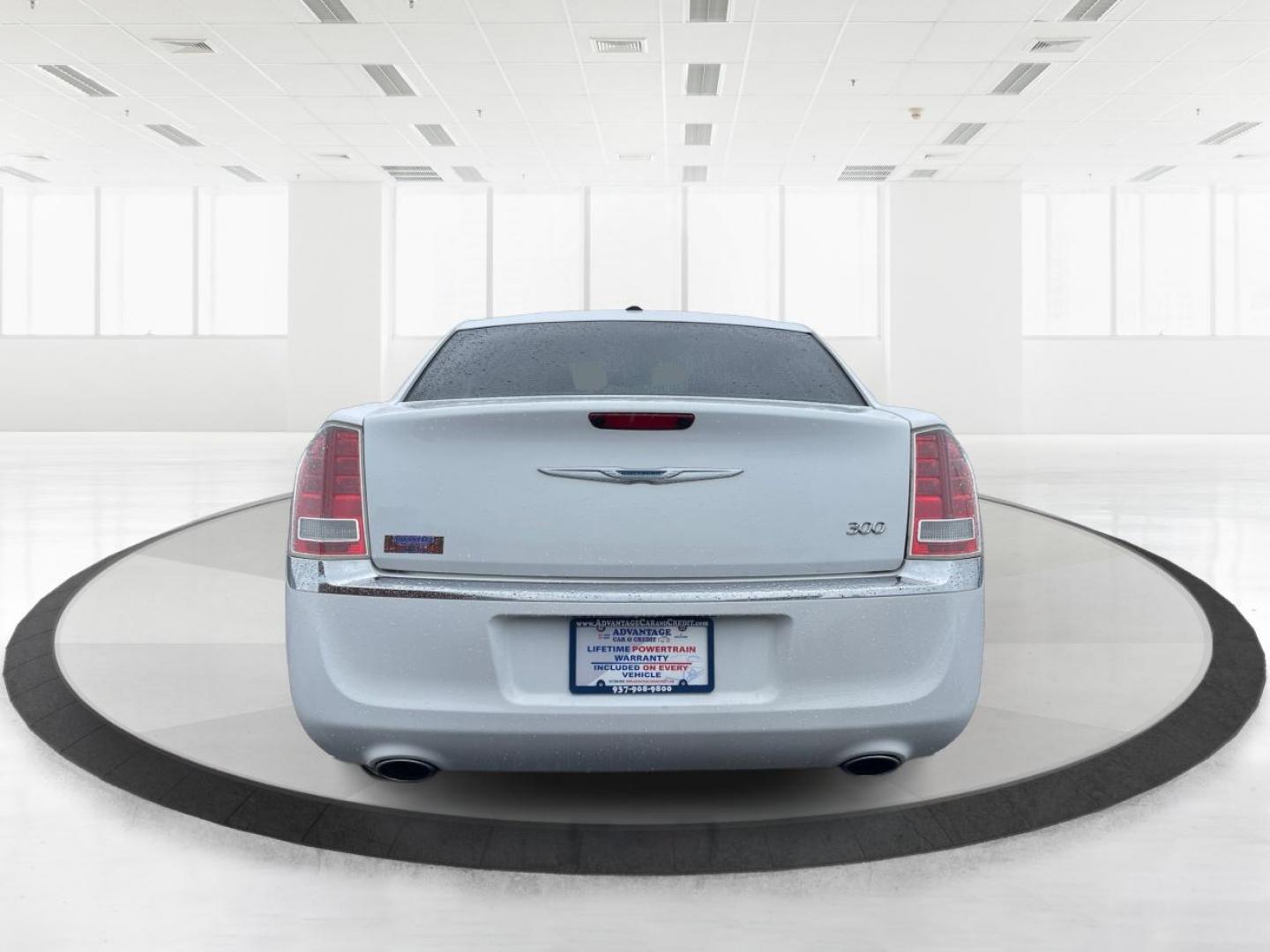 2012 Chrysler 300 Limited (2C3CCACG7CH) with an 3.6L V-6 DOHC engine, located at 8750 N County Rd 25A, Piqua, OH, 45356, (937) 908-9800, 40.164391, -84.232513 - 2012 Chrysler 300 Limited - Photo#4