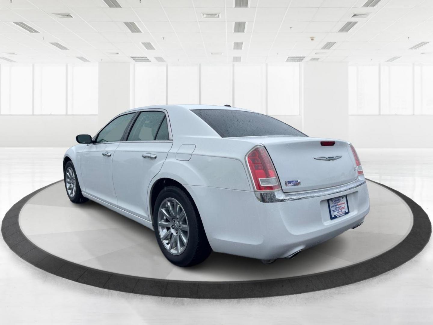 2012 Chrysler 300 Limited (2C3CCACG7CH) with an 3.6L V-6 DOHC engine, located at 8750 N County Rd 25A, Piqua, OH, 45356, (937) 908-9800, 40.164391, -84.232513 - 2012 Chrysler 300 Limited - Photo#5