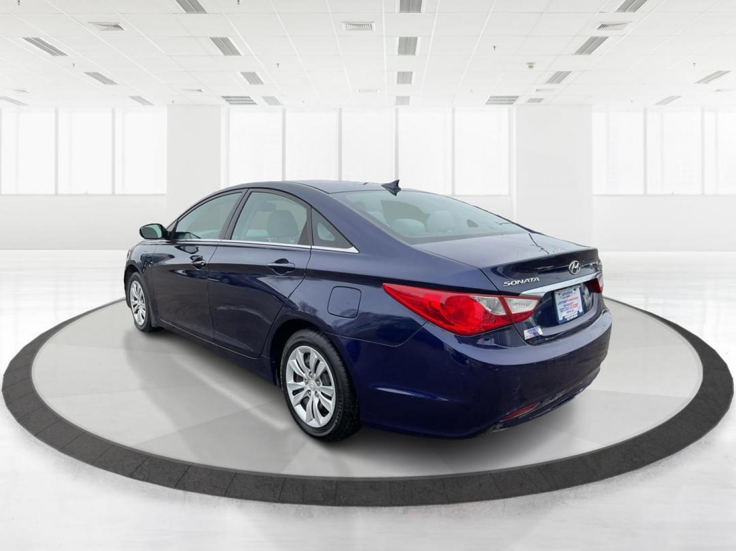 2012 Hyundai Sonata GLS Auto (5NPEB4AC7CH) with an Other engine, located at 4508 South Dixie Dr, Moraine, OH, 45439, (937) 908-9800, 39.689976, -84.218452 - 2012 Hyundai Sonata GLS Auto - Photo#4