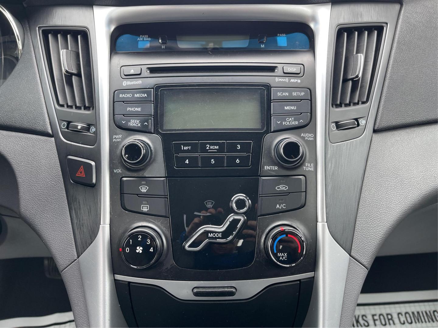 2012 Hyundai Sonata GLS (5NPEB4AC9CH) with an Other engine, located at 1099 N County Rd 25A , Troy, OH, 45373, (937) 908-9800, 40.057079, -84.212883 - 2012 Hyundai Sonata GLS - Photo#12