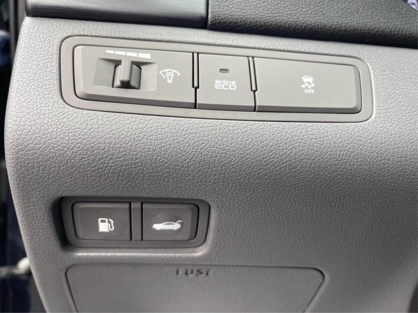 2012 Hyundai Sonata GLS (5NPEB4AC9CH) with an Other engine, located at 1099 N County Rd 25A , Troy, OH, 45373, (937) 908-9800, 40.057079, -84.212883 - 2012 Hyundai Sonata GLS - Photo#16