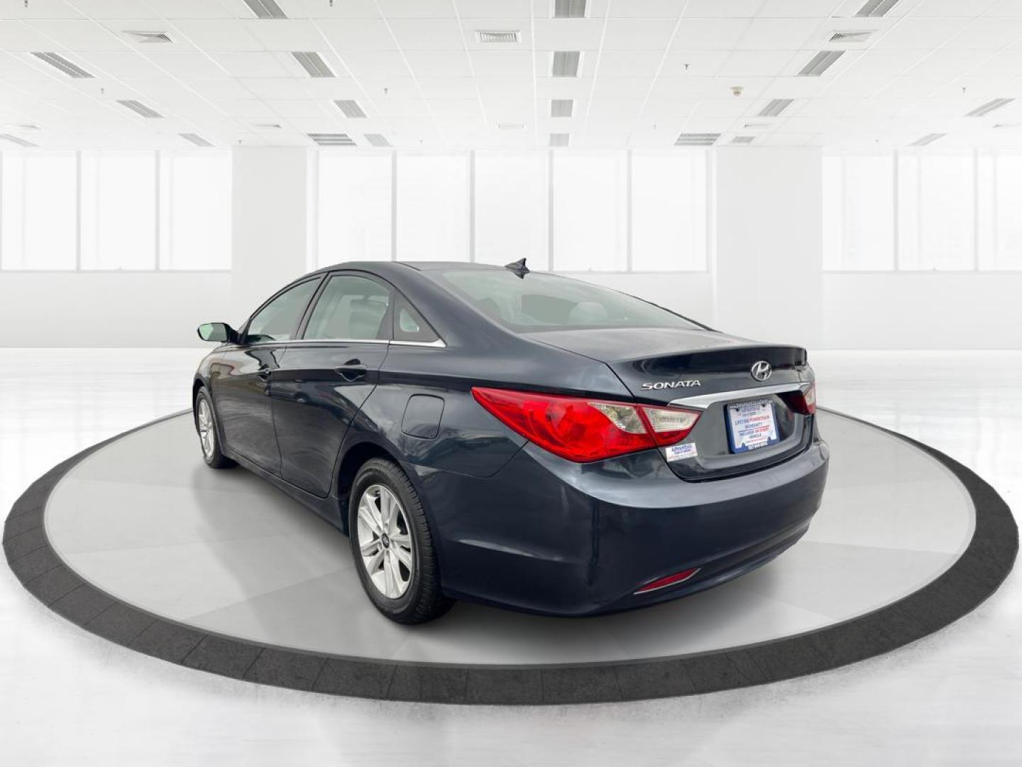 2012 Hyundai Sonata GLS (5NPEB4AC9CH) with an Other engine, located at 1099 N County Rd 25A , Troy, OH, 45373, (937) 908-9800, 40.057079, -84.212883 - 2012 Hyundai Sonata GLS - Photo#4