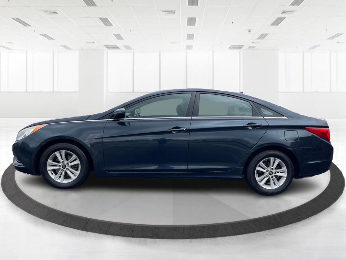 2012 Hyundai Sonata GLS (5NPEB4AC9CH) with an Other engine, located at 1099 N County Rd 25A , Troy, OH, 45373, (937) 908-9800, 40.057079, -84.212883 - 2012 Hyundai Sonata GLS - Photo#5