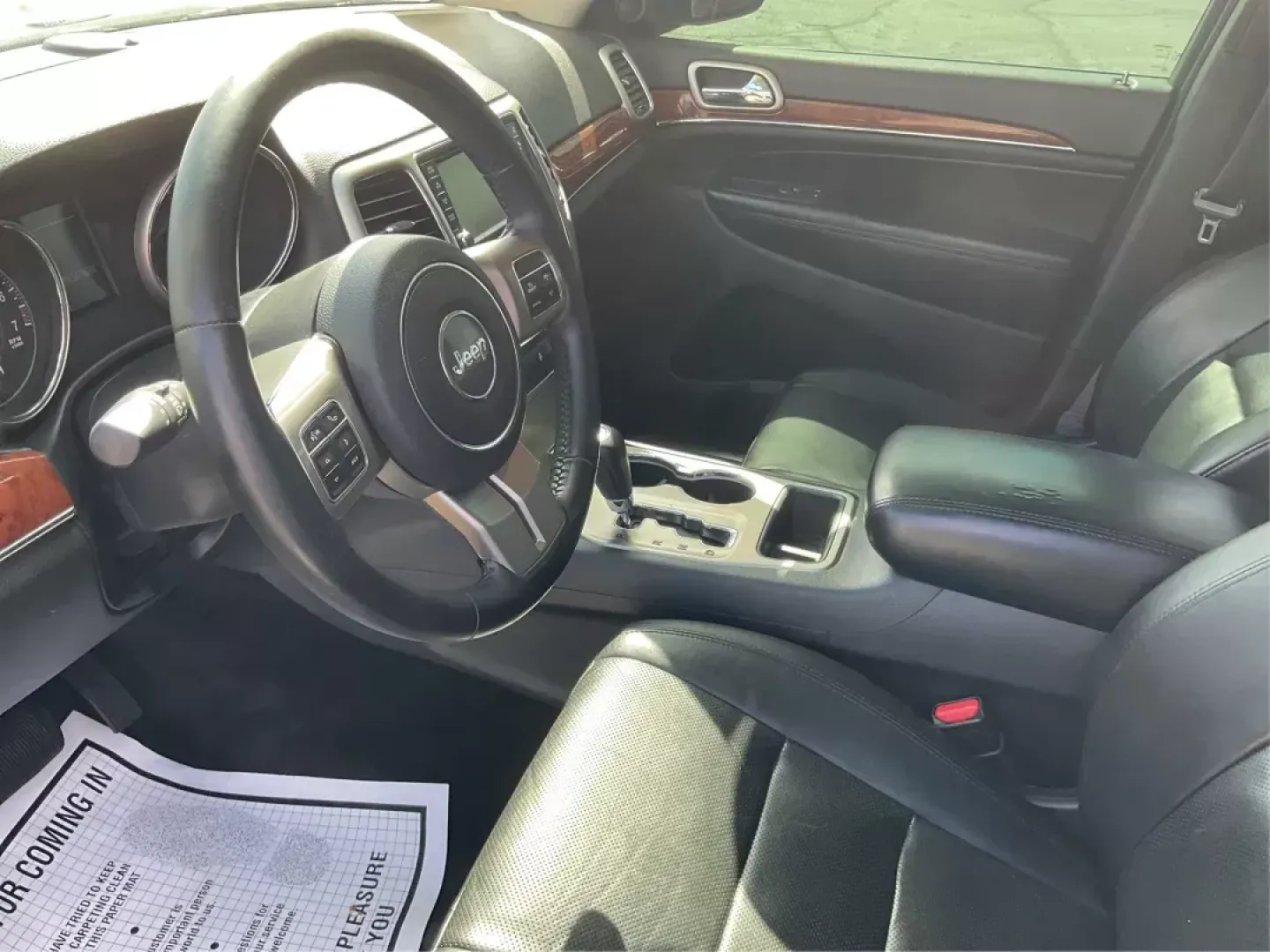 2012 Jeep Grand Cherokee Limited (1C4RJEBG5CC) with an Other engine, located at 880 E. National Road, Vandalia, OH, 45377, (937) 908-9800, 39.891918, -84.183594 - 2012 Jeep Grand Cherokee Limited - Photo#8