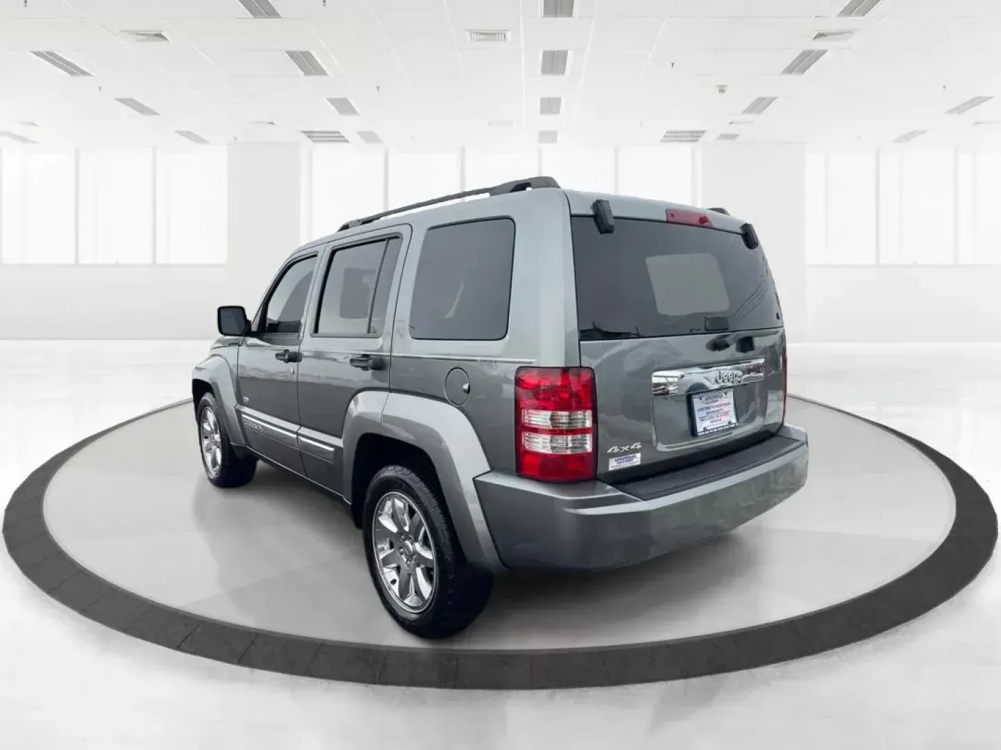 2012 Jeep Liberty Sport 4WD (1C4PJMAK8CW) with an 3.7L V6 SOHC 12V engine, 4-Speed Automatic transmission, located at 1099 N County Rd 25A , Troy, OH, 45373, (937) 908-9800, 40.057079, -84.212883 - 2012 Jeep Liberty Sport 4WD - Photo#4
