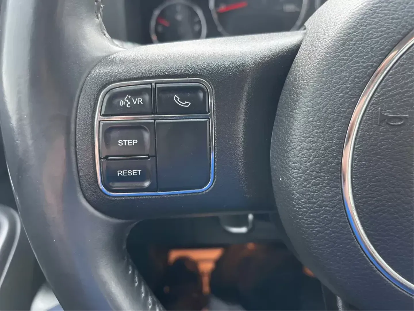 2012 Jeep Liberty Sport 4WD (1C4PJMAK8CW) with an 3.7L V6 SOHC 12V engine, 4-Speed Automatic transmission, located at 1099 N County Rd 25A , Troy, OH, 45373, (937) 908-9800, 40.057079, -84.212883 - 2012 Jeep Liberty Sport 4WD - Photo#15