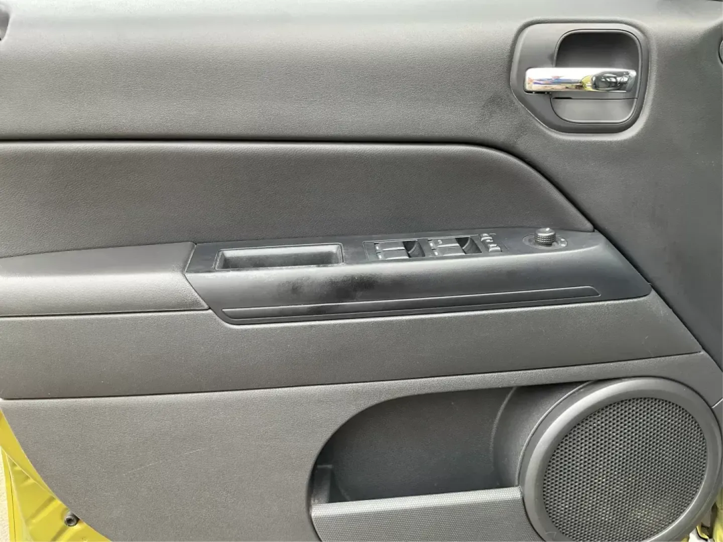 2012 Jeep Patriot Latitude 2WD (1C4NJPFA7CD) with an 2.0L L4 DOHC 16V engine, located at 401 Woodman Dr, Riverside, OH, 45431, (937) 908-9800, 39.760899, -84.123421 - 2012 Jeep Patriot Latitude 2WD - Photo#16