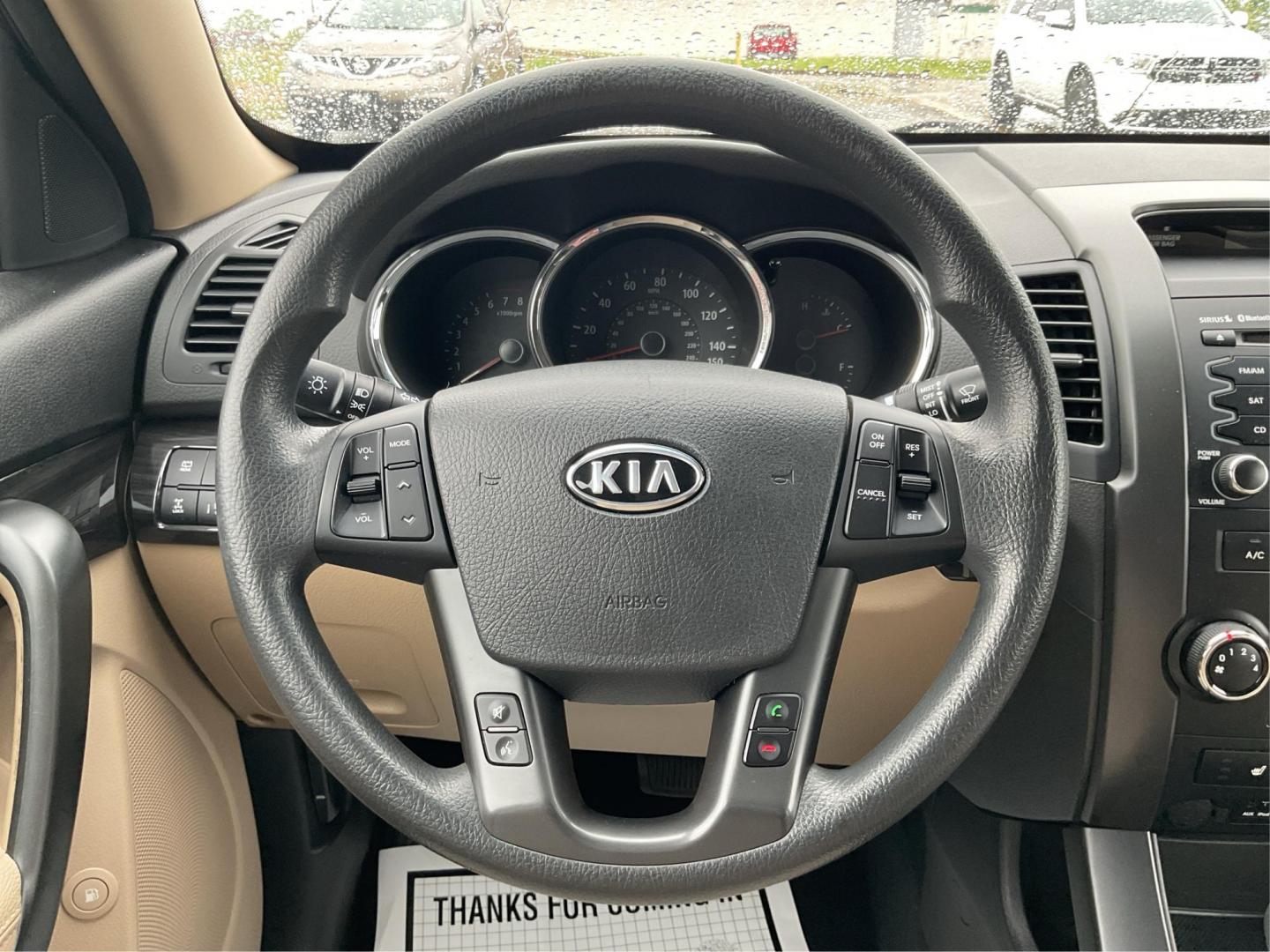 2012 Kia Sorento LX (5XYKTDA6XCG) with an 2.4L I-4 gasoline direct injection engine, located at 880 E. National Road, Vandalia, OH, 45377, (937) 908-9800, 39.891918, -84.183594 - One Owner - Photo#16