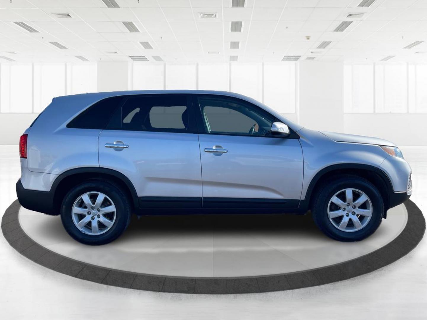 2012 Kia Sorento LX 2WD (5XYKT3A1XCG) with an 2.4L L4 DOHC 16V engine, 6-Speed Automatic transmission, located at 1099 N County Rd 25A , Troy, OH, 45373, (937) 908-9800, 40.057079, -84.212883 - One Owner - Photo#1