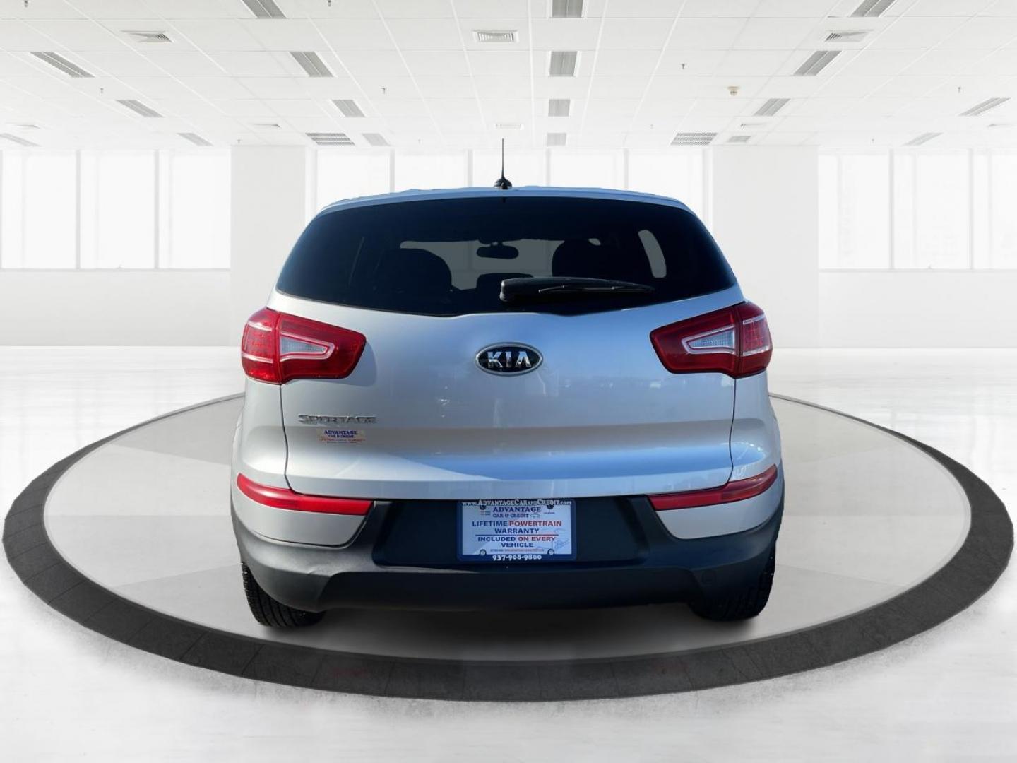 2012 Kia Sportage LX (KNDPB3A21C7) with an 2.4L I-4 DOHC engine, located at 401 Woodman Dr, Riverside, OH, 45431, (937) 908-9800, 39.760899, -84.123421 - One Owner - Photo#3