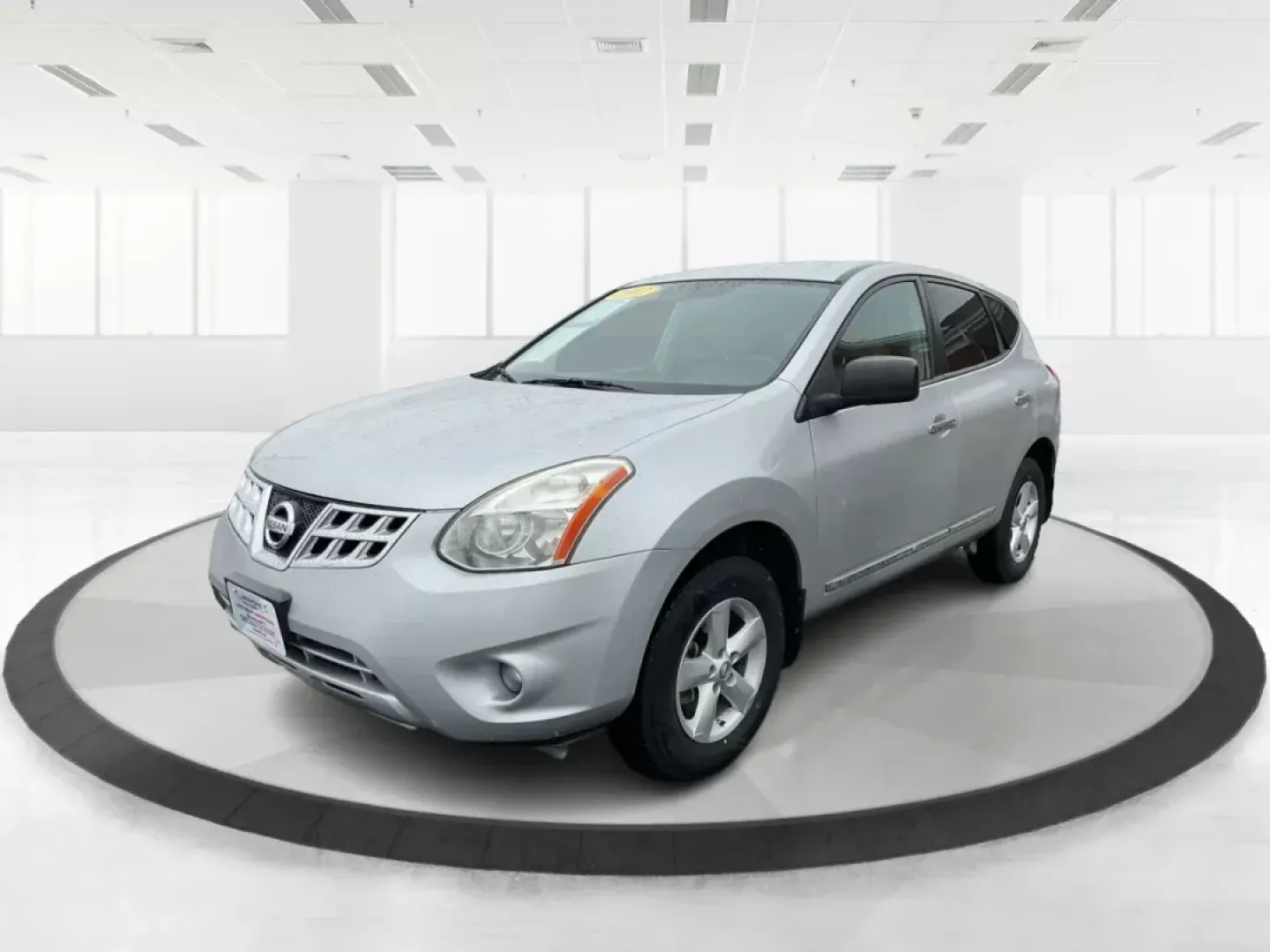 2012 Nissan Rogue S (JN8AS5MT2CW) with an 2.5L I-4 DOHC engine, located at 1951 S Dayton Lakeview Rd., New Carlisle, OH, 45344, (937) 908-9800, 39.890999, -84.050255 - Are you seeking the perfect vehicle that balances style, comfort, and versatility? Look no further than the 2012 Nissan Rogue, now available at Advantage Car and Credit in Fairborn, OH. This sleek SUV is not just a mode of transportation; it's your ticket to adventure, ideal for growing families, we - Photo#7