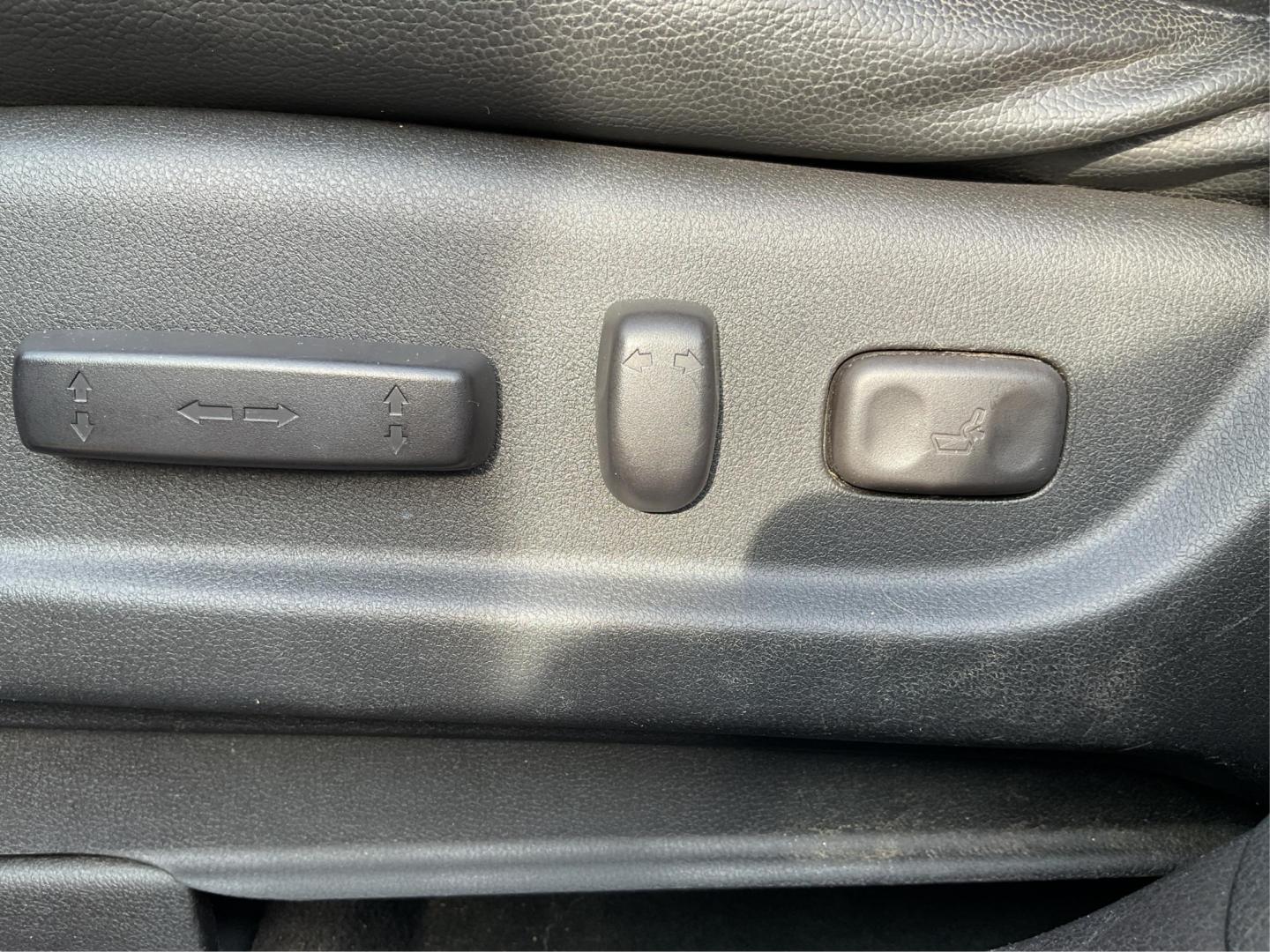 2013 Acura RDX Base (5J8TB4H39DL) with an Other engine, located at 8750 N County Rd 25A, Piqua, OH, 45356, (937) 908-9800, 40.164391, -84.232513 - 2013 Acura RDX Base - Photo#16