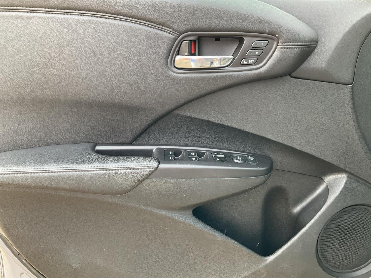 2013 Acura RDX Base (5J8TB4H39DL) with an Other engine, located at 8750 N County Rd 25A, Piqua, OH, 45356, (937) 908-9800, 40.164391, -84.232513 - 2013 Acura RDX Base - Photo#17