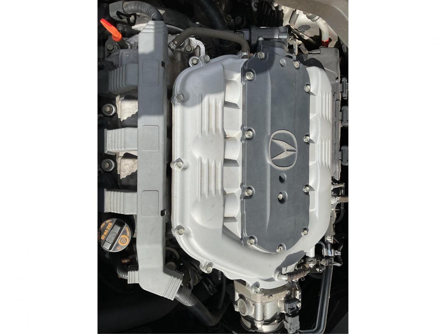 2013 Acura TL 3.5 (19UUA8F57DA) with an 3.5L V-6 variable valve control engine, located at 401 Woodman Dr, Riverside, OH, 45431, (937) 908-9800, 39.760899, -84.123421 - 2013 Acura TL 3.5 - Photo#10
