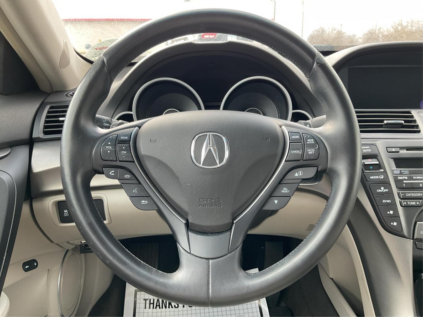2013 Acura TL 3.5 (19UUA8F57DA) with an 3.5L V-6 variable valve control engine, located at 401 Woodman Dr, Riverside, OH, 45431, (937) 908-9800, 39.760899, -84.123421 - 2013 Acura TL 3.5 - Photo#15