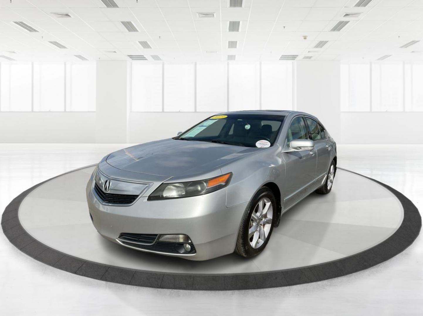 2013 Acura TL 3.5 (19UUA8F57DA) with an 3.5L V-6 variable valve control engine, located at 401 Woodman Dr, Riverside, OH, 45431, (937) 908-9800, 39.760899, -84.123421 - 2013 Acura TL 3.5 - Photo#7