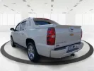 2013 Chevrolet Avalanche LTZ 4WD (3GNTKGE78DG) with an 5.3L V8 OHV 16V FFV engine, 4-Speed Automatic transmission, located at 8750 N County Rd 25A, Piqua, OH, 45356, (937) 908-9800, 40.164391, -84.232513 - 2013 Chevrolet Avalanche LTZ 4WD - Photo#5