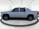 2013 Chevrolet Avalanche LTZ 4WD (3GNTKGE78DG) with an 5.3L V8 OHV 16V FFV engine, 4-Speed Automatic transmission, located at 8750 N County Rd 25A, Piqua, OH, 45356, (937) 908-9800, 40.164391, -84.232513 - 2013 Chevrolet Avalanche LTZ 4WD - Photo#6