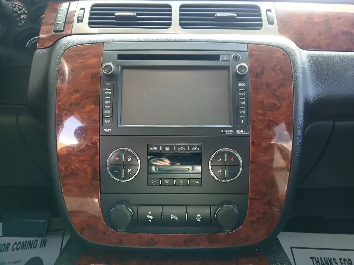2013 Chevrolet Avalanche LTZ 4WD (3GNTKGE78DG) with an 5.3L V8 OHV 16V FFV engine, 4-Speed Automatic transmission, located at 8750 N County Rd 25A, Piqua, OH, 45356, (937) 908-9800, 40.164391, -84.232513 - 2013 Chevrolet Avalanche LTZ 4WD - Photo#13
