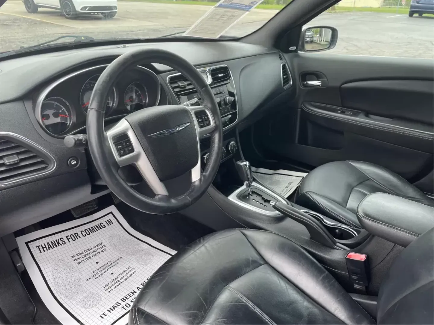 2013 Chrysler 200 Limited (1C3CCBCG7DN) with an Other engine, located at 1099 N County Rd 25A , Troy, OH, 45373, (937) 908-9800, 40.057079, -84.212883 - 2013 Chrysler 200 Limited - Photo#8