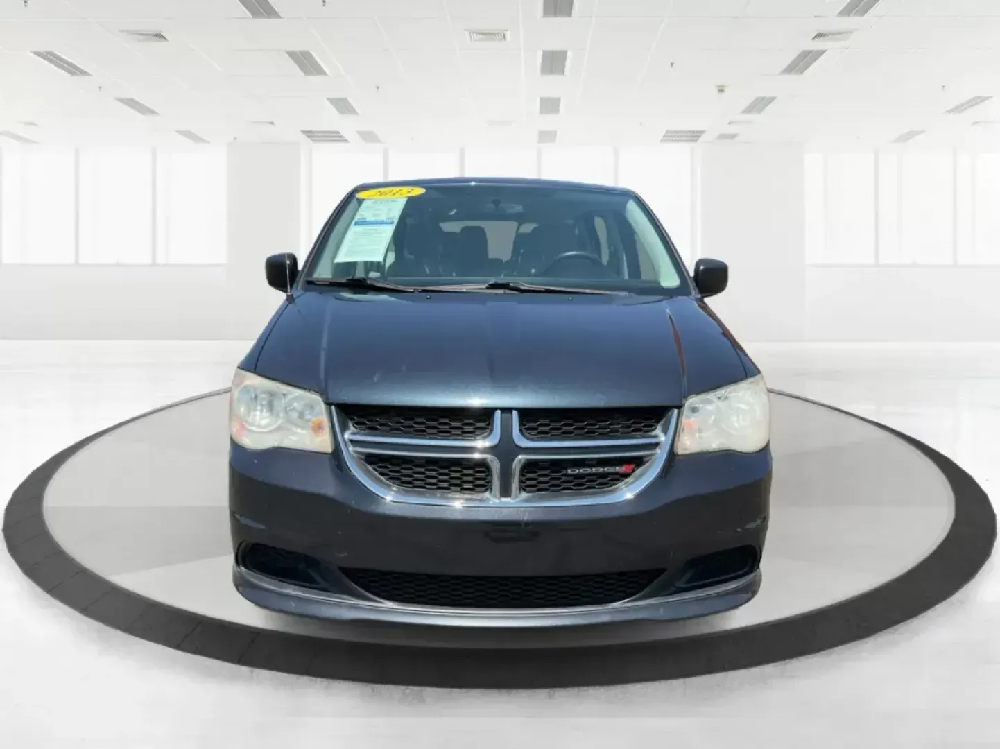 2013 Dodge Grand Caravan SE (2C4RDGBG2DR) with an 3.6L V6 DOHC 24V engine, 6-Speed Automatic transmission, located at 401 Woodman Dr, Riverside, OH, 45431, (937) 908-9800, 39.760899, -84.123421 - 2013 Dodge Grand Caravan SE - Photo#6