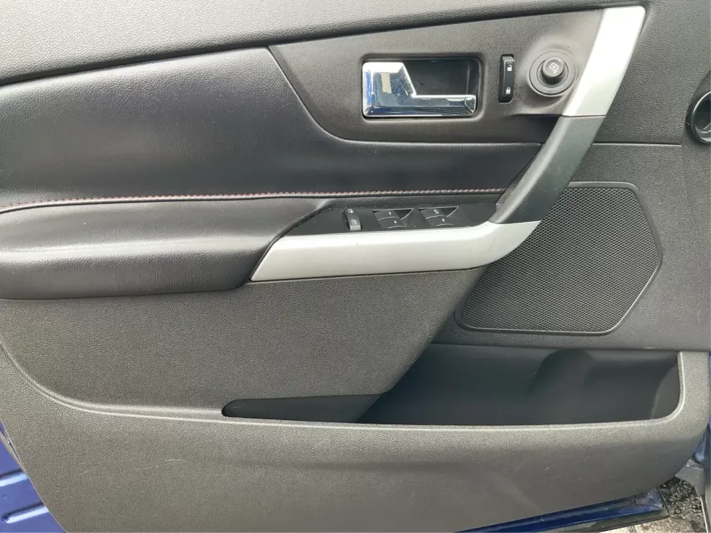 2013 Ford Edge Limited (2FMDK4KC6DB) with an 3.5L V-6 DOHC engine, located at 1184 Kauffman Ave, Fairborn, OH, 45324, (937) 908-9800, 39.807072, -84.030914 - 2013 Ford Edge Limited - Photo#18