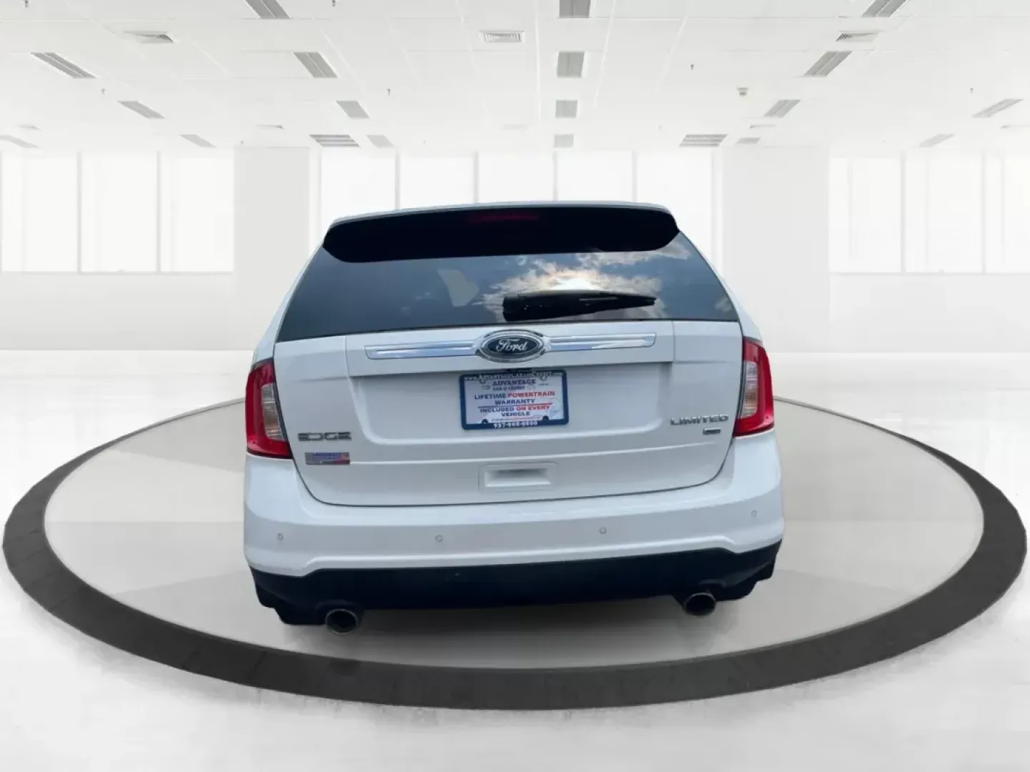 2013 Ford Edge Limited (2FMDK4KCXDB) with an 3.5L V-6 DOHC engine, located at 4508 South Dixie Dr, Moraine, OH, 45439, (937) 908-9800, 39.689976, -84.218452 - **Discover Your Next Adventure with the 2013 Ford Edge Limited at Advantage Car and Credit!**<br /> <br /> Are you ready to elevate your driving experience? Whether you're commuting to work, shuttling the kids to school, or planning weekend getaways, the 2013 Ford Edge Limited is the versatile SUV t - Photo#3