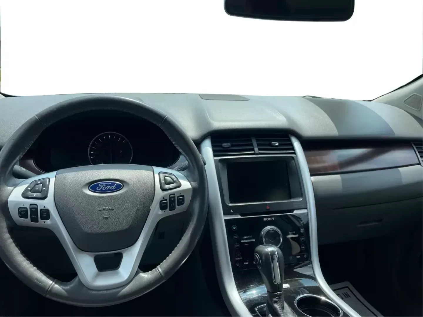 2013 Ford Edge Limited (2FMDK4KCXDB) with an 3.5L V-6 DOHC engine, located at 4508 South Dixie Dr, Moraine, OH, 45439, (937) 908-9800, 39.689976, -84.218452 - **Discover Your Next Adventure with the 2013 Ford Edge Limited at Advantage Car and Credit!**<br /> <br /> Are you ready to elevate your driving experience? Whether you're commuting to work, shuttling the kids to school, or planning weekend getaways, the 2013 Ford Edge Limited is the versatile SUV t - Photo#20