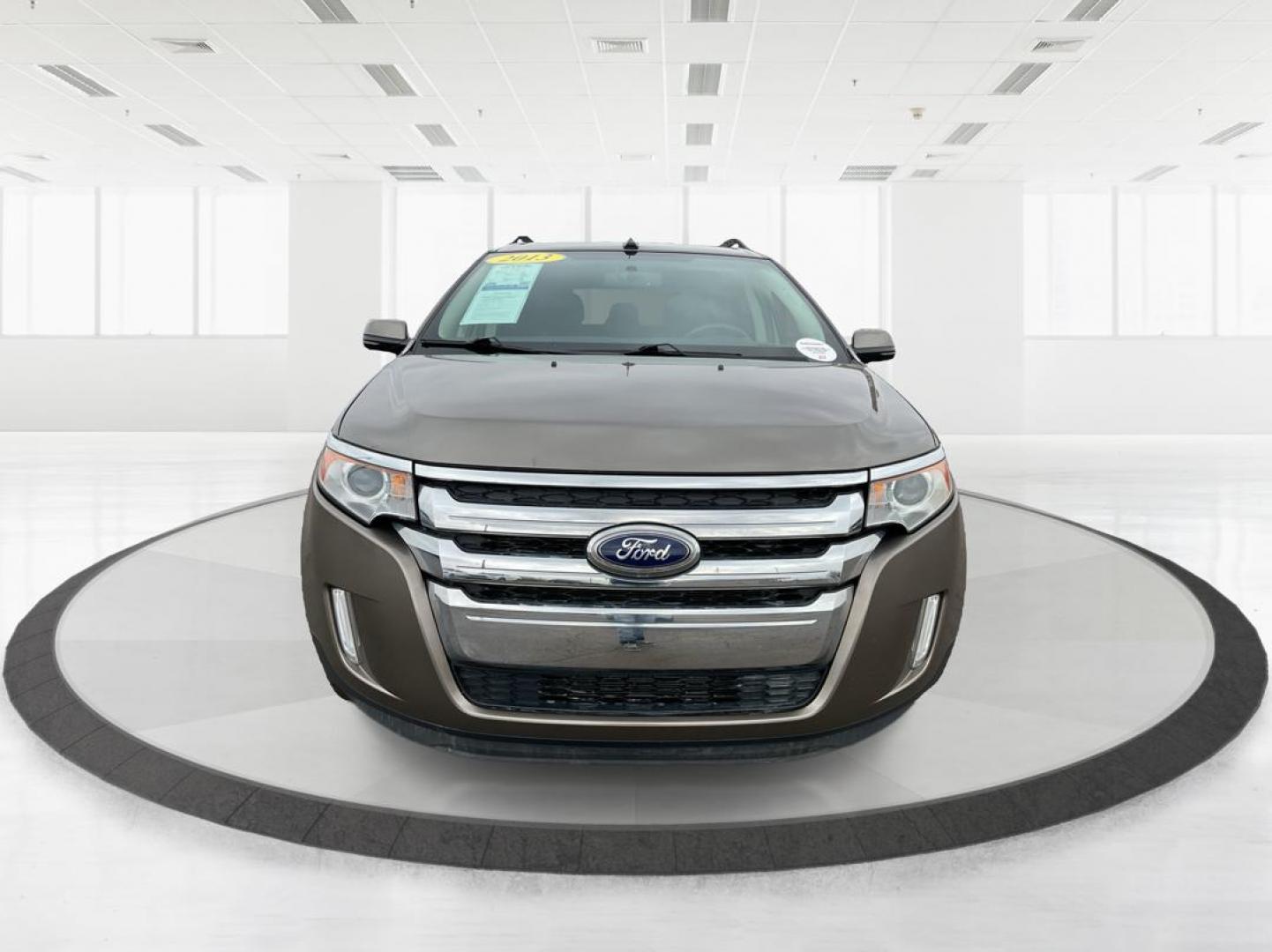 2013 Ford Edge SEL (2FMDK4JC0DB) with an 3.5L V-6 DOHC engine, located at 4508 South Dixie Dr, Moraine, OH, 45439, (937) 908-9800, 39.689976, -84.218452 - 2013 Ford Edge SEL - Photo#5
