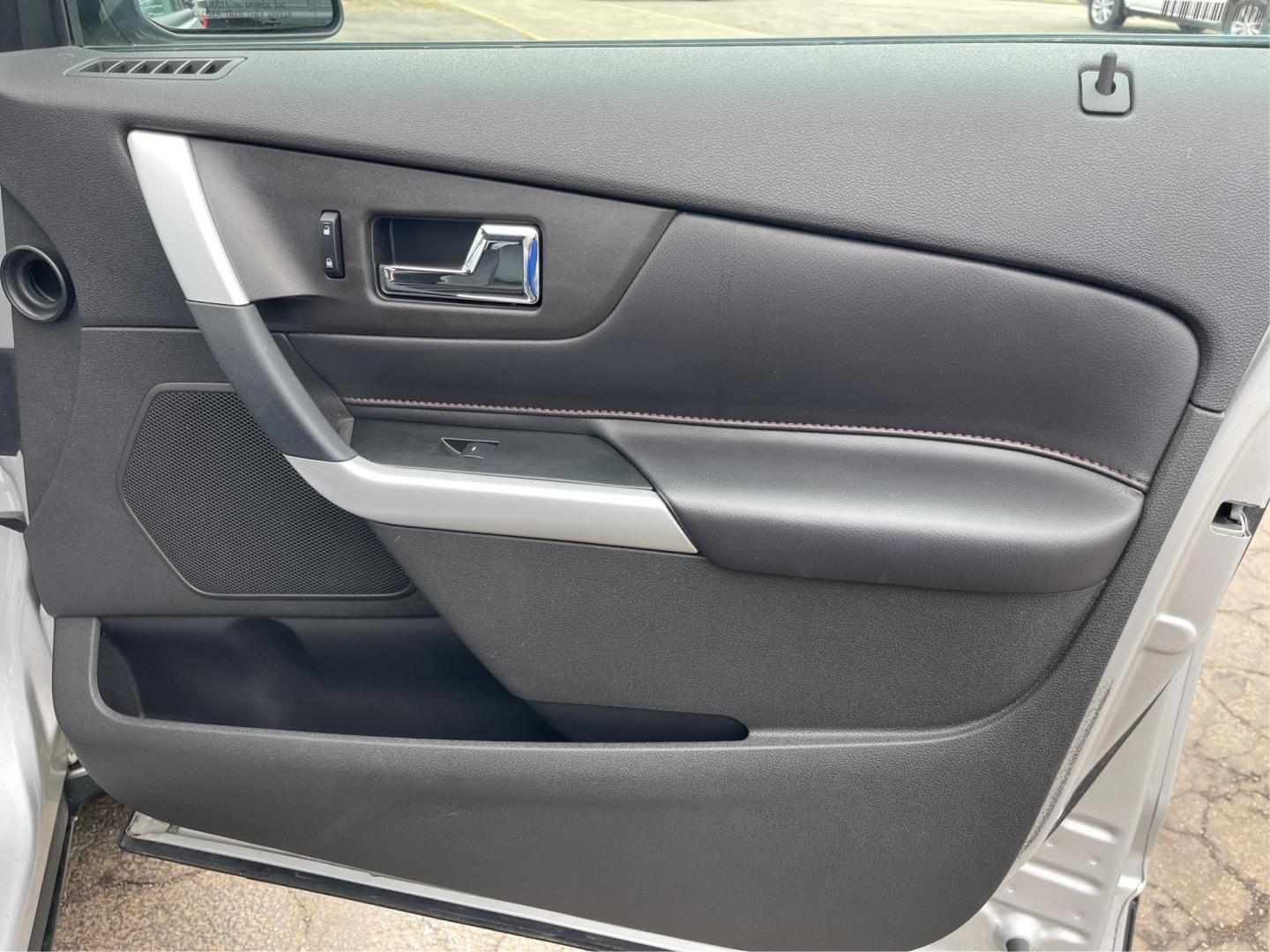 2013 Ford Edge SEL (2FMDK4JC1DB) with an 3.5L V-6 DOHC engine, located at 4508 South Dixie Dr, Moraine, OH, 45439, (937) 908-9800, 39.689976, -84.218452 - 2013 Ford Edge SEL - Photo#18