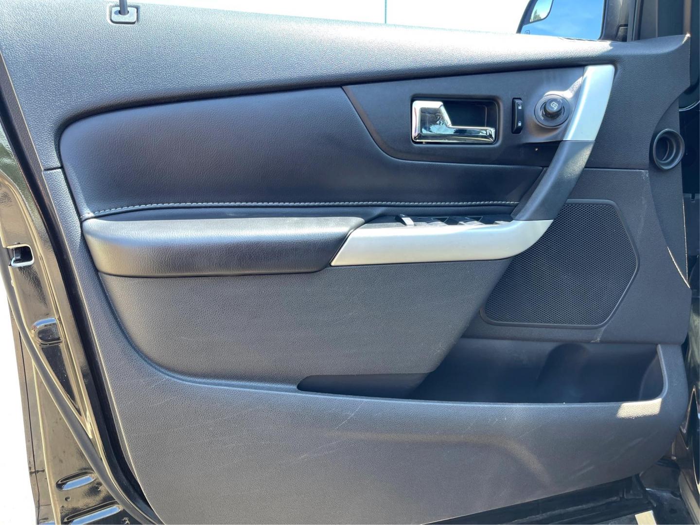 2013 Ford Edge Sport FWD (2FMDK3AK4DB) with an 3.7L V6 DOHC 24V engine, 6-Speed Automatic transmission, located at 8750 N County Rd 25A, Piqua, OH, 45356, (937) 908-9800, 40.164391, -84.232513 - 2013 Ford Edge Sport FWD - Photo#18